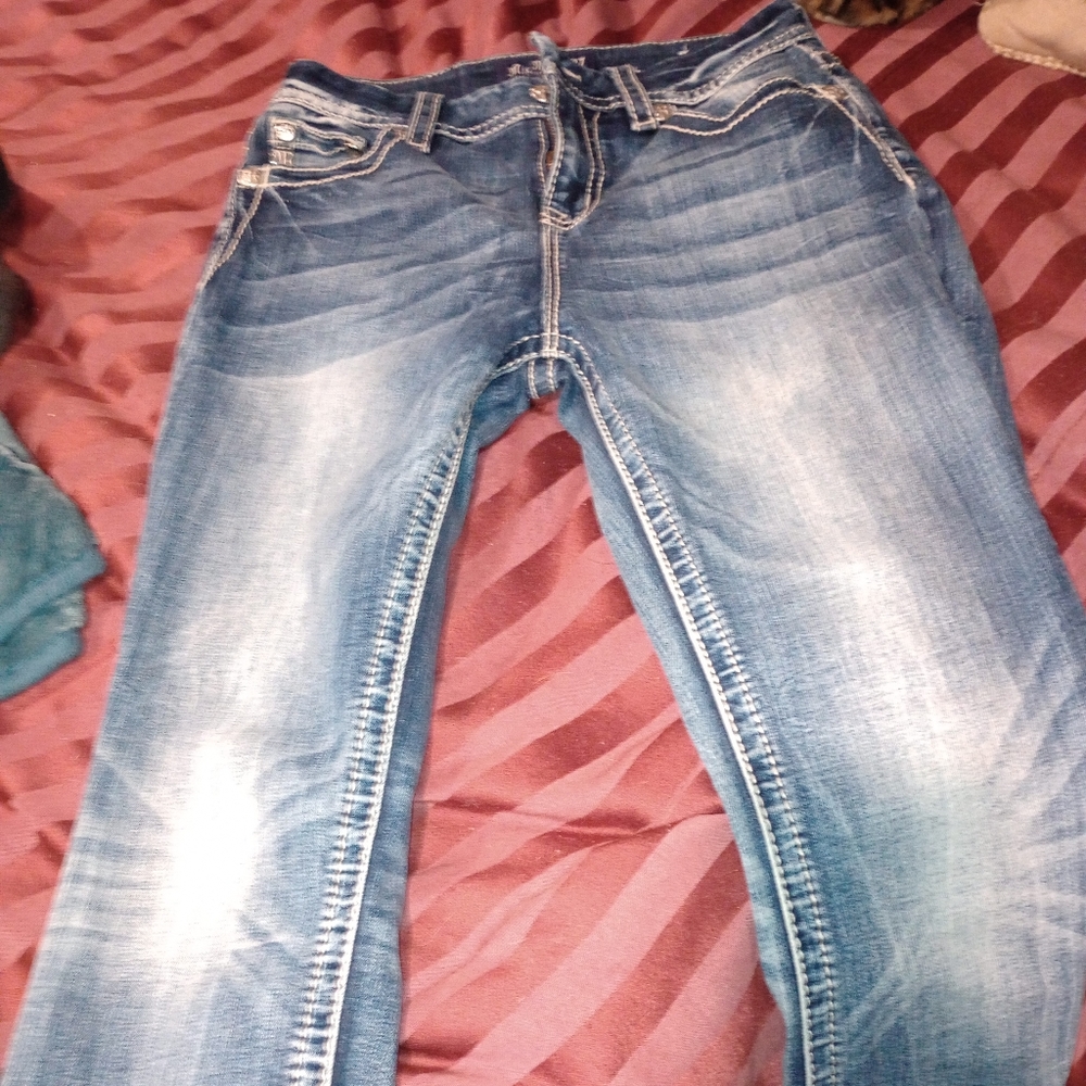 Miss me Capri's